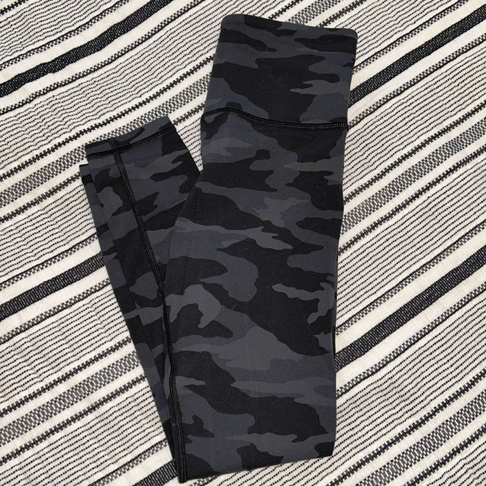 Athleta High-Rise Elation Tight 7/8 length